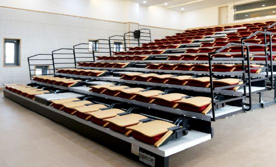 Retractable Seating Dutcotennant LLC